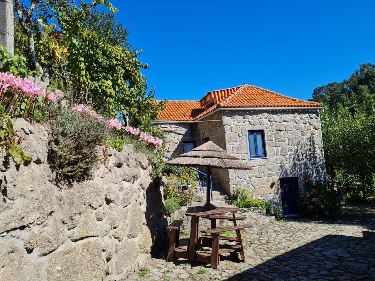 Hostel Out Of Town Castelo de Paiva Exteriér fotografie